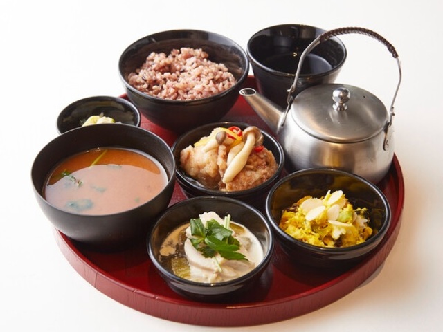 24/7 cafe apartment 梅田の画像 3枚目