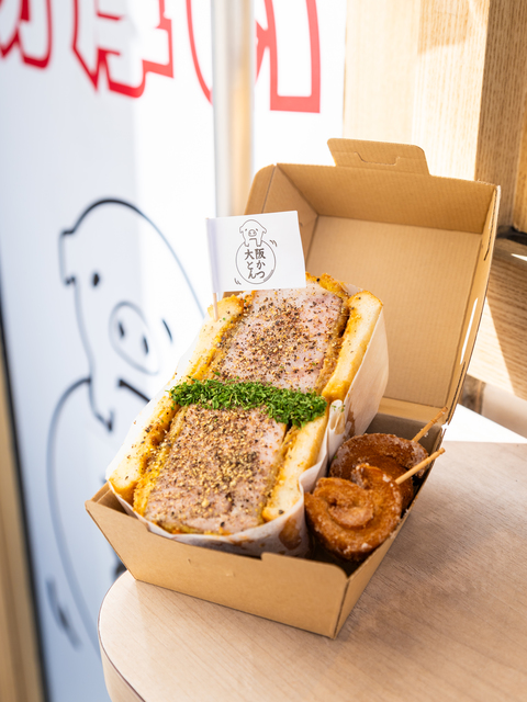 大阪とんかつ(旧 ちよ松) 梅田店の画像 1枚目