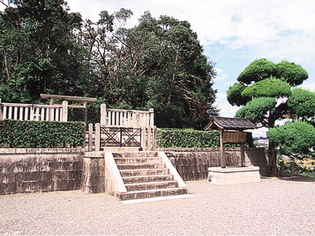天武・持統天皇陵の画像 2枚目