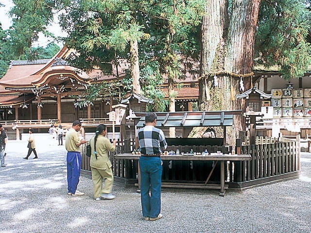 大神神社