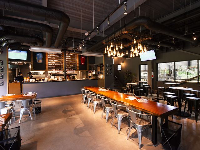 GREAT DANE BREWINGの画像 2枚目