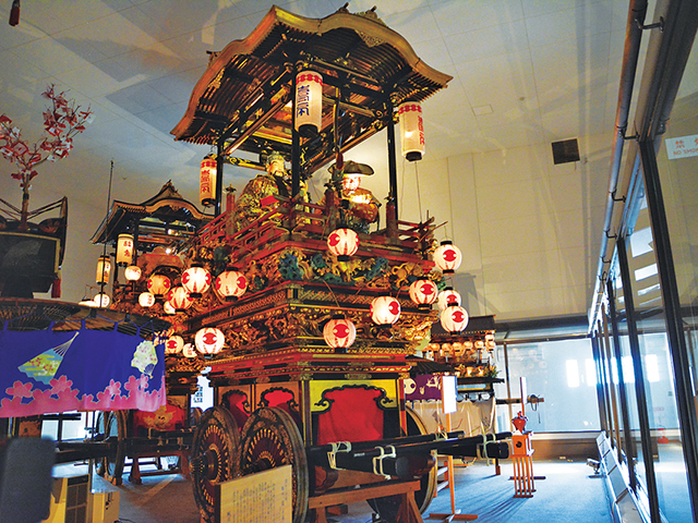 城端曳山会館
