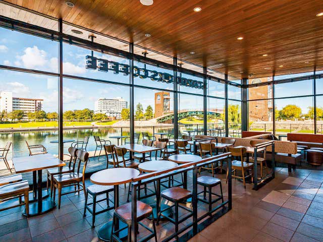 スターバックスコーヒー 富山環水公園店