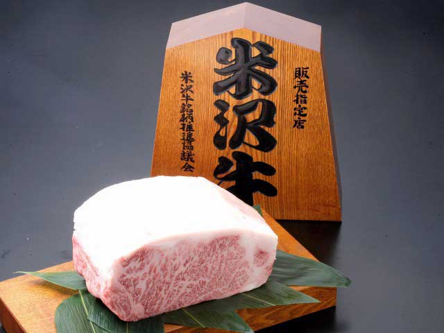 炭火焼肉いろり