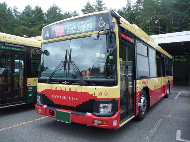 河口湖周遊バス オムニバス・レトロバス