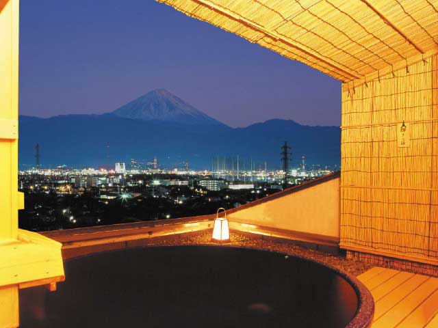 甲府の夜景を独占する温泉11種類のお風呂 ホテル神の湯温泉(日帰り入浴)