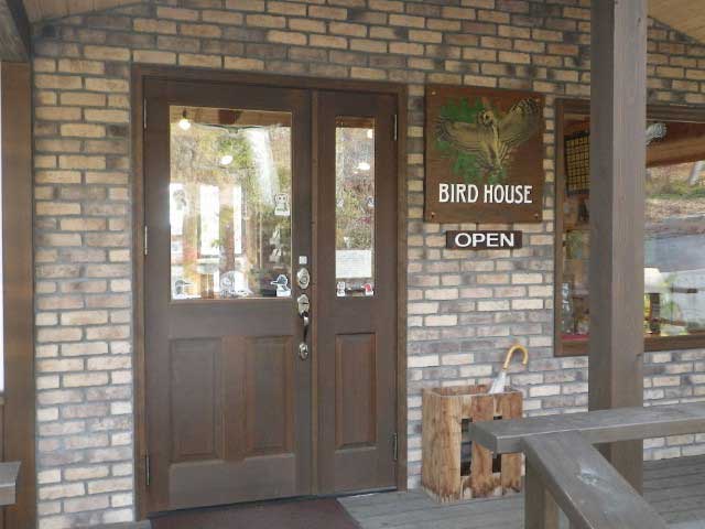 BIRD HOUSE