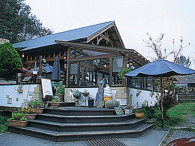 串刺しバーベキューの店 美味小舎/自然派レストラン レ・プラドゥラテール美味小舎