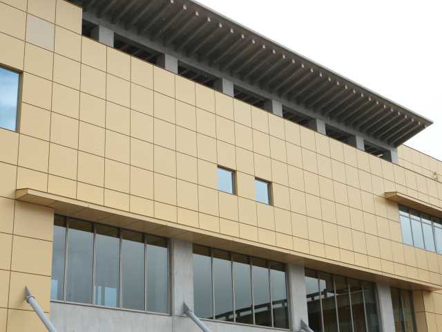 飛騨市図書館