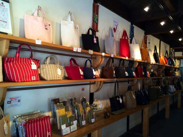 バイストン美観地区店
