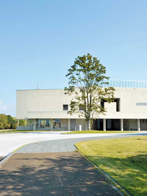 岩手県立美術館