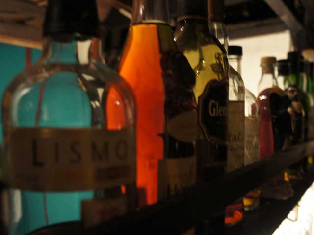 Cafe SAKA Bar