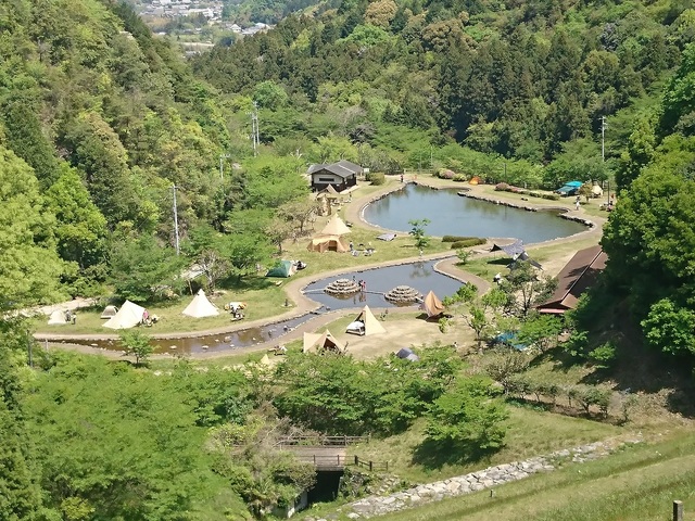 朝倉ダム湖畔緑水公園(キャンプ場)