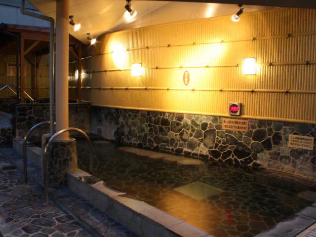 天然温泉露天風呂と美肌の湯 宮の湯