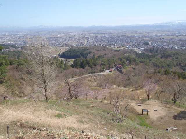 春日山城跡