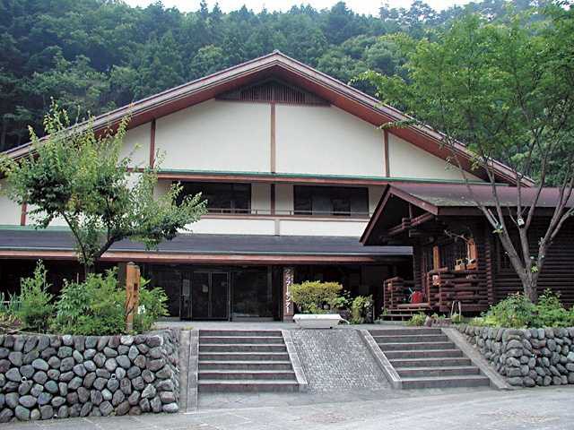 東京都立 奥多摩湖畔公園 山のふるさと村