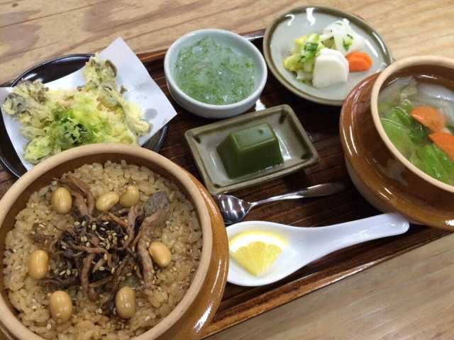 鳩の巣釜めしの画像 3枚目