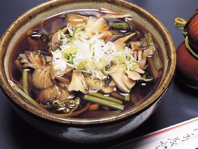 平家そば志おや