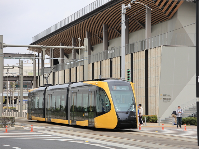 ライトラインの画像 1枚目