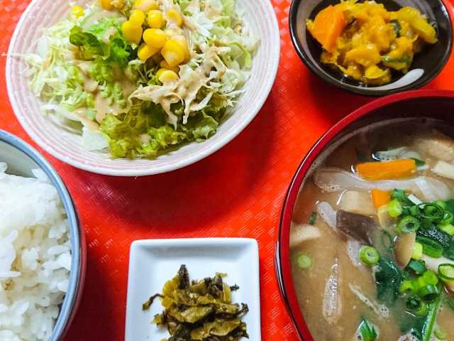 食堂 満八