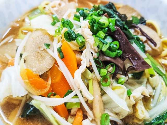 食堂 満八