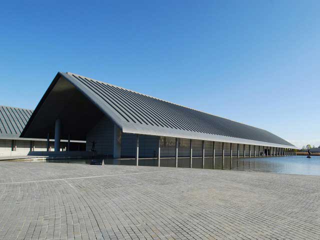 佐川美術館