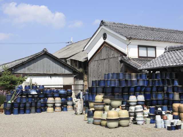 信楽の町並み