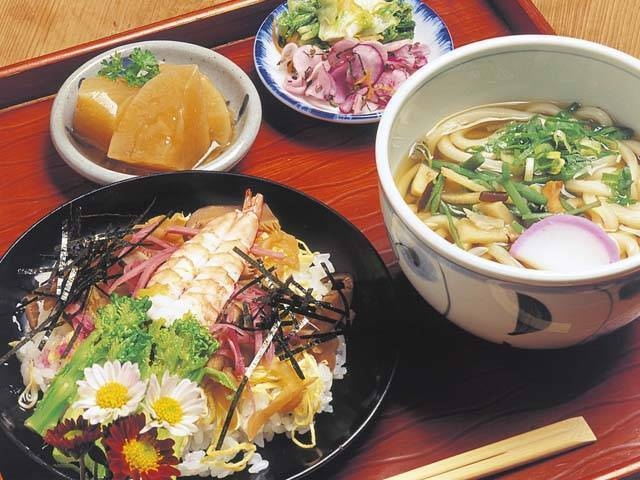めんめんたなか