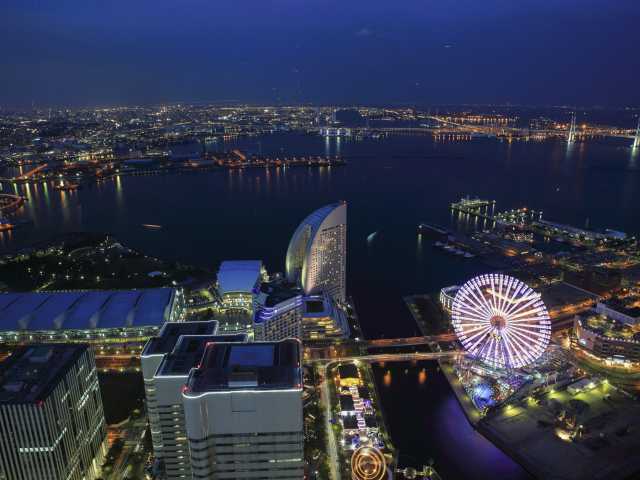 横浜ランドマークタワー 69階展望フロア スカイガーデンの画像 1枚目