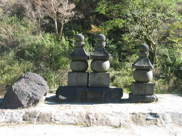 箱根の石仏群