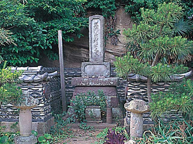 三浦義村の墓の画像 1枚目