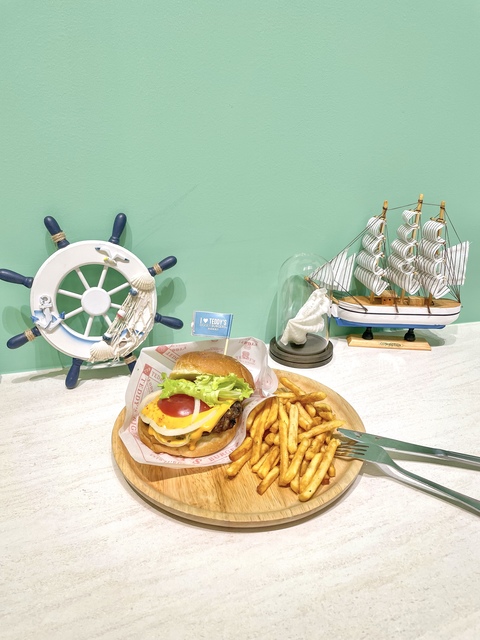 テディーズビガーバーガー 横浜みなとみらいワールドポーターズ店の画像 4枚目