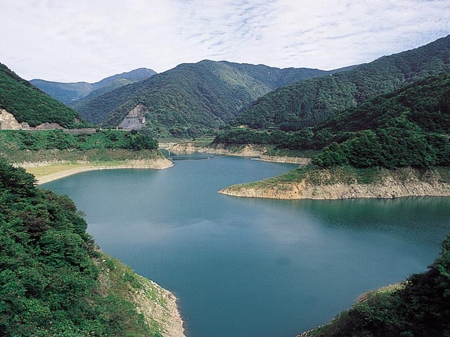 麻那姫湖