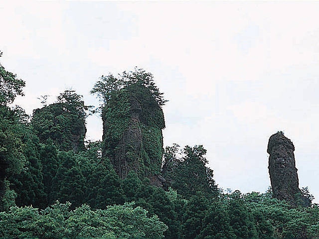 霊巌寺の奇岩