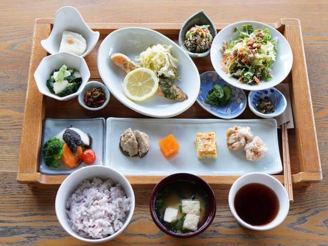 cafe たねの隣り