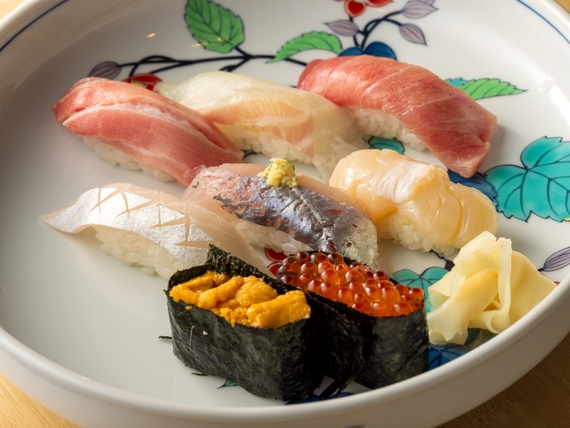 まわる寿司 博多魚がし 博多1番街店の画像 2枚目