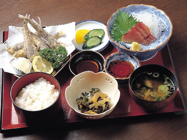 市場食堂