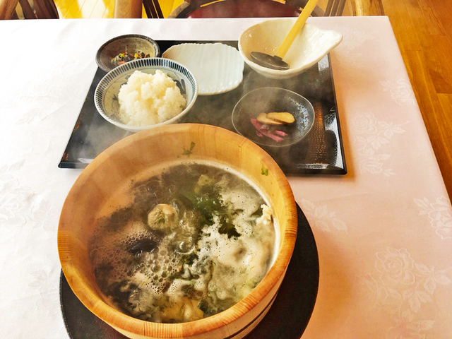 東洋一の海岸線にある男鹿のレストランの画像 1枚目