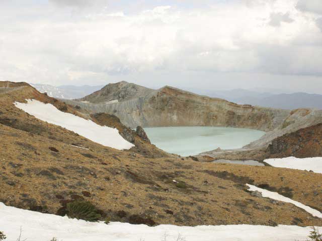 本白根山