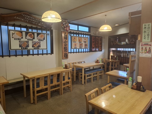 栄屋うどんの画像 3枚目