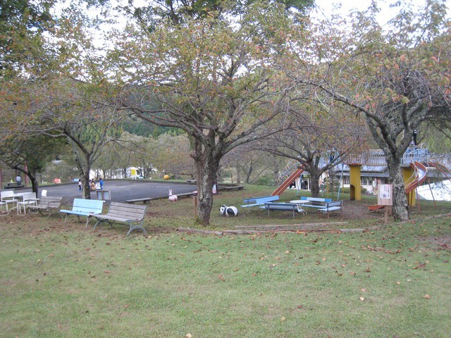 やすらぎの里公園(キャンプ場)の画像 2枚目
