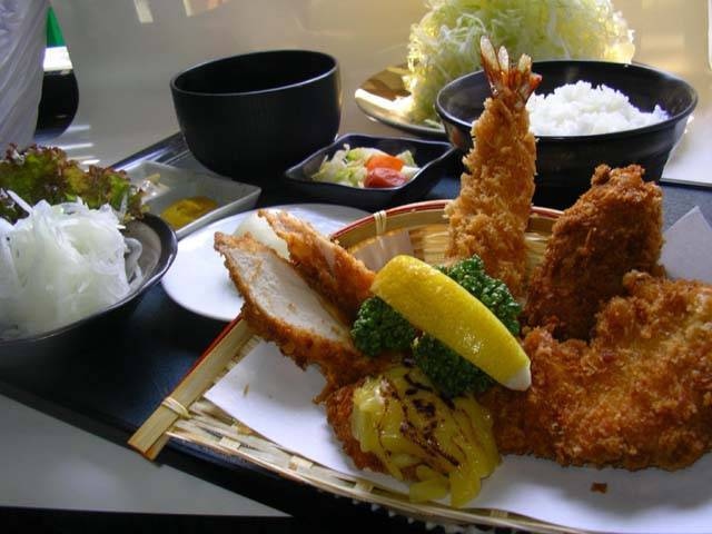 とんかつ専門店 とん