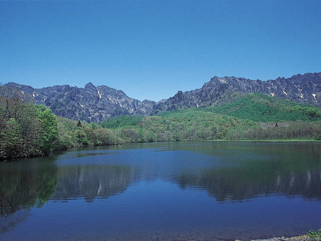 鏡池