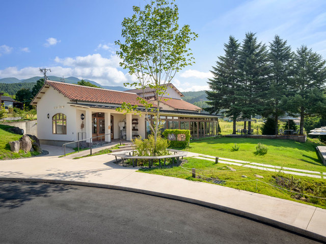 アトリエ・ド・フロマージュ 森のチーズテラス ショップ&レストランの画像 2枚目