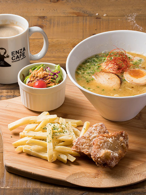 猿座カフェの画像 1枚目