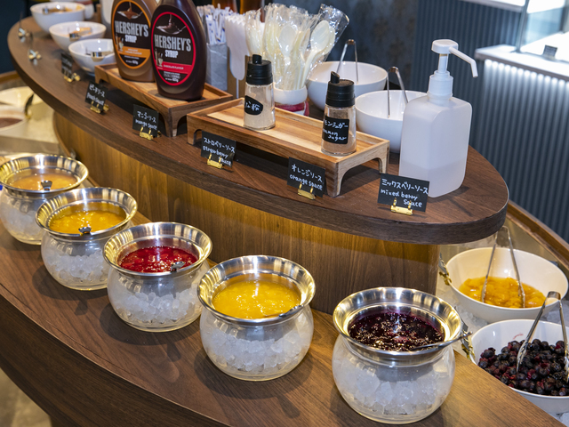 羊と花との画像 2枚目