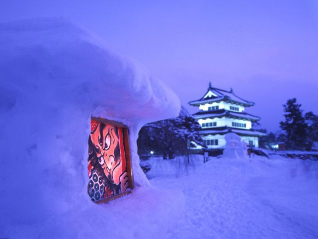 弘前城雪燈籠まつりの画像 3枚目