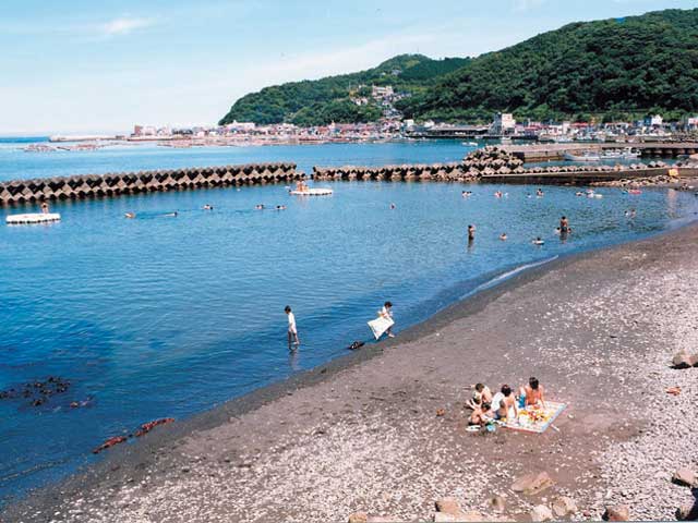 網代温泉海水浴場