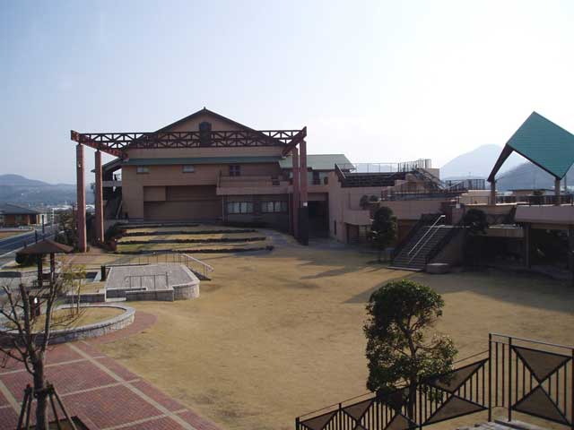 伊豆の国市韮山文化センター(韮山時代劇場)