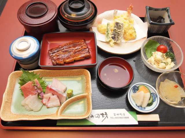 すみの坊富田町店